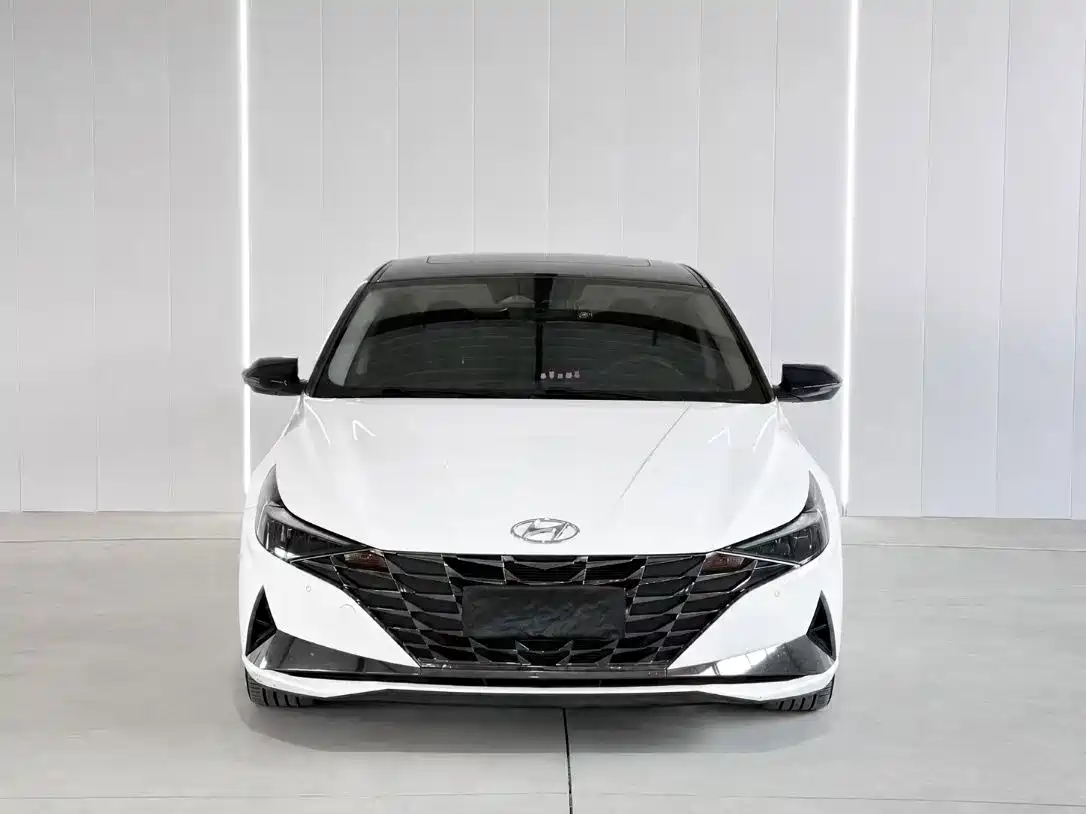 Hyundai Elantra, фото 2