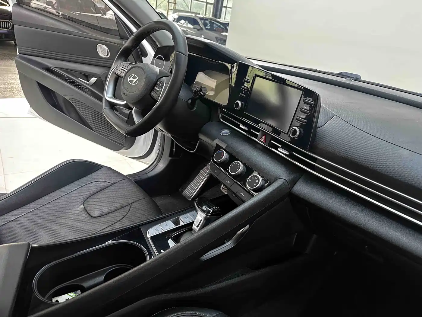 Hyundai Elantra, фото 8
