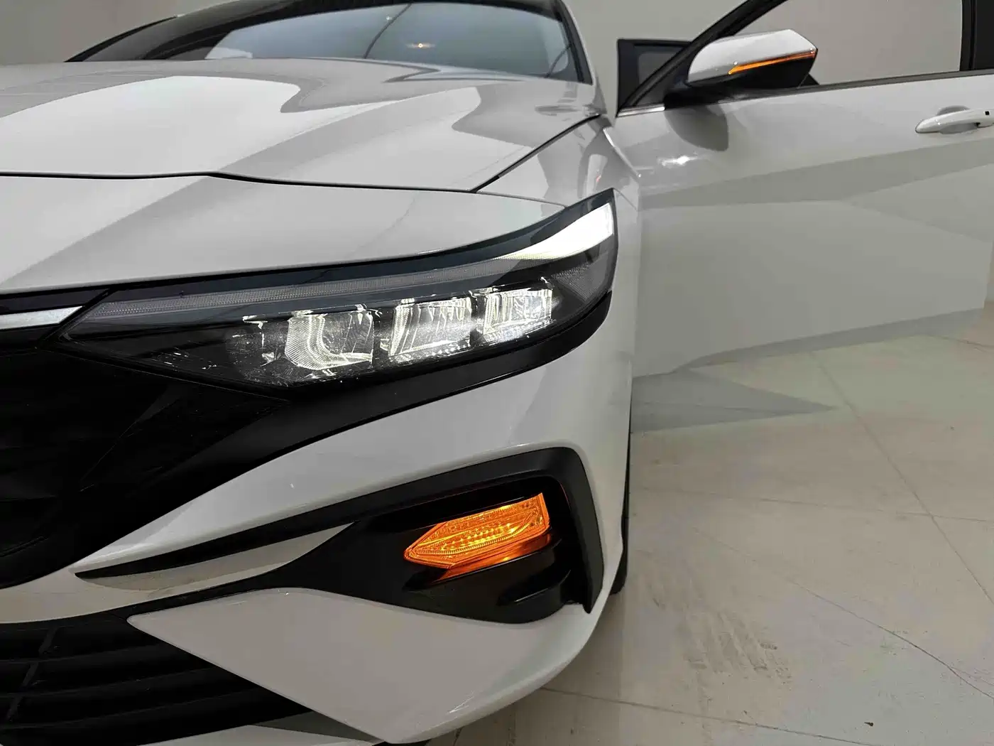 Hyundai Elantra, фото 15