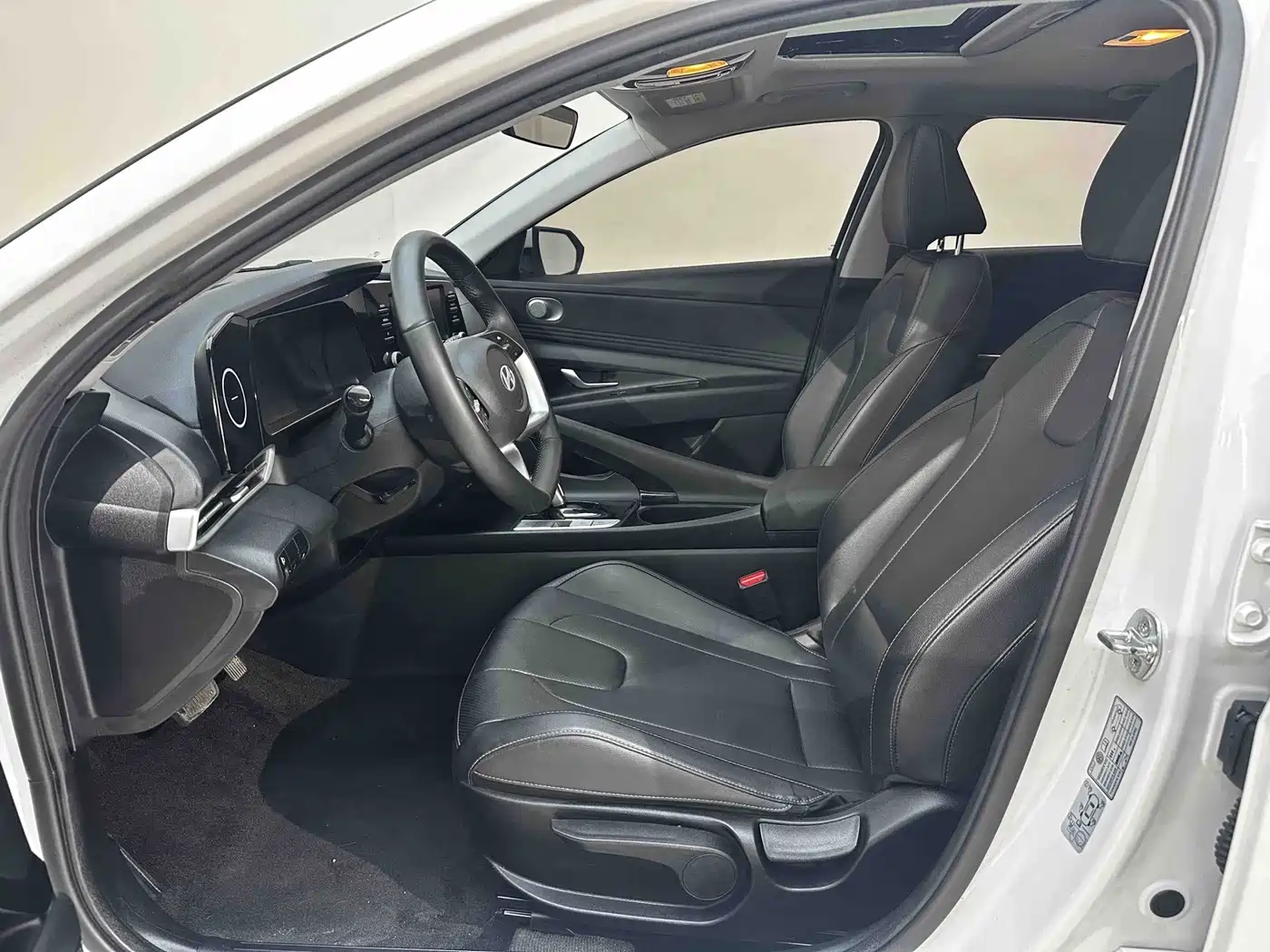 Hyundai Elantra, фото 28