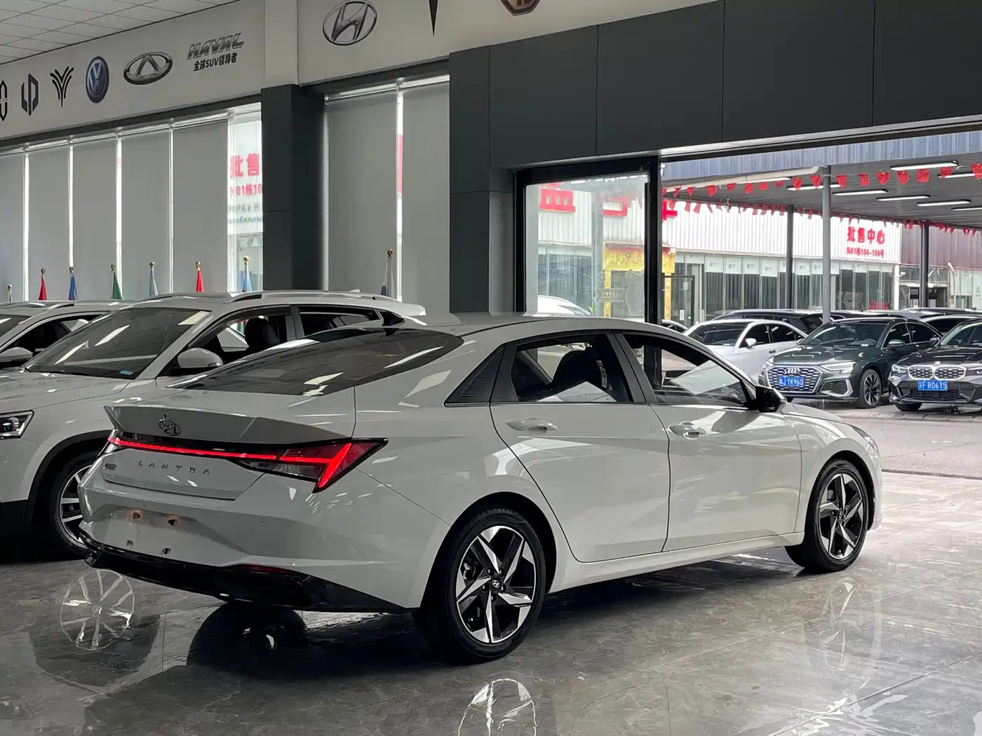 Hyundai Elantra, фото 9