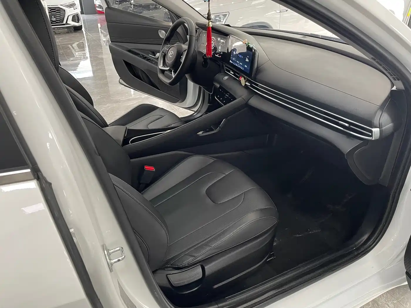 Hyundai Elantra, фото 14