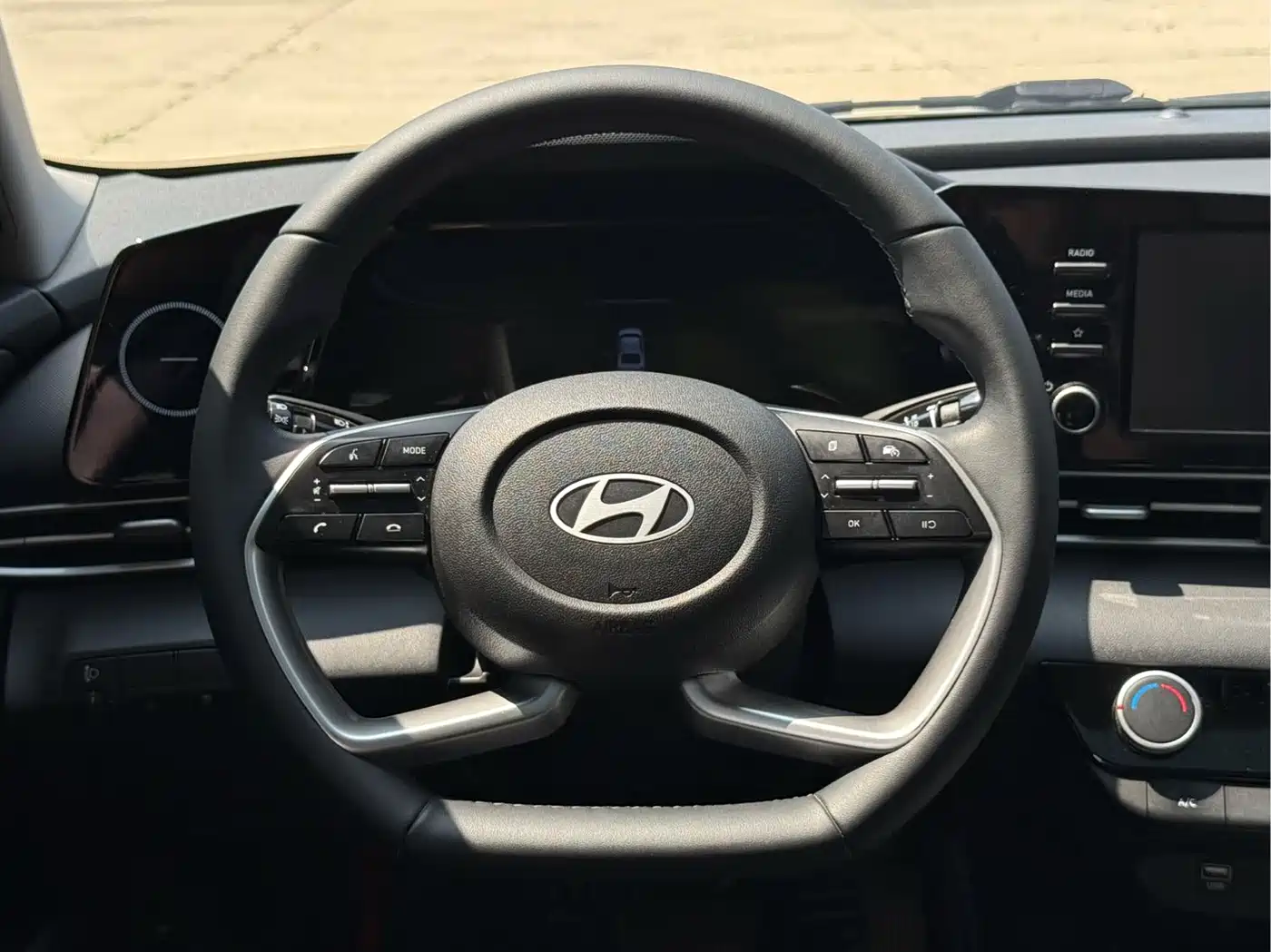 Hyundai Elantra, фото 9