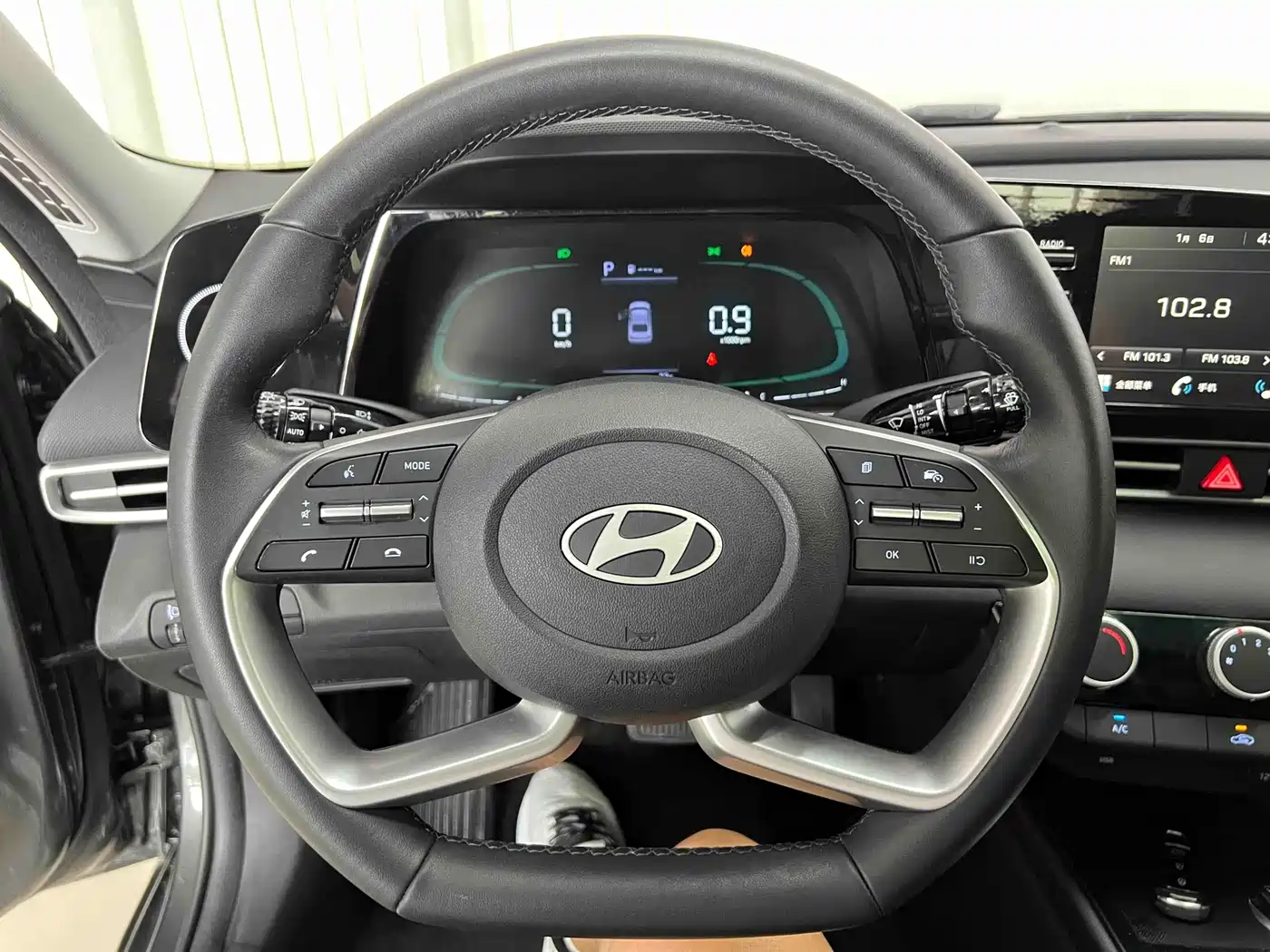Hyundai Elantra, фото 3