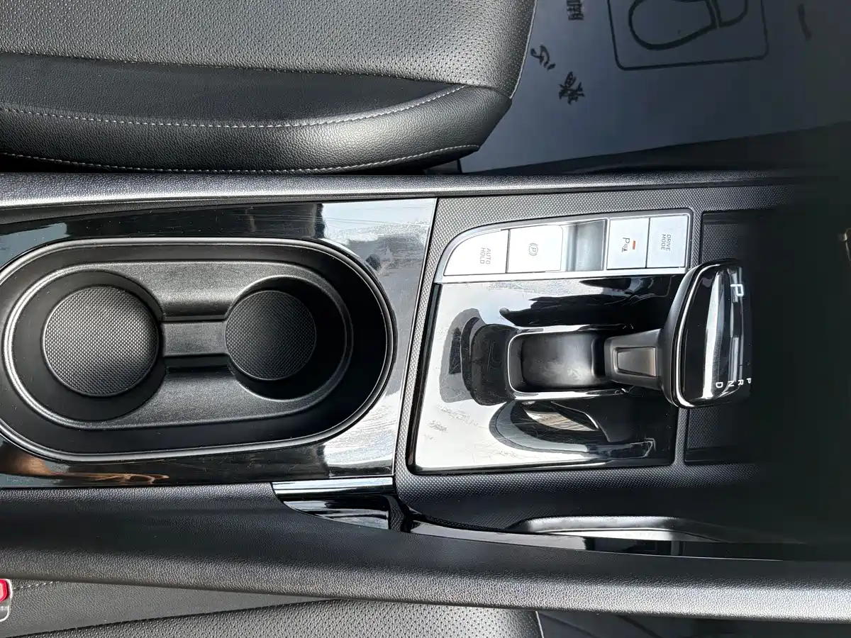 Hyundai Elantra, фото 3