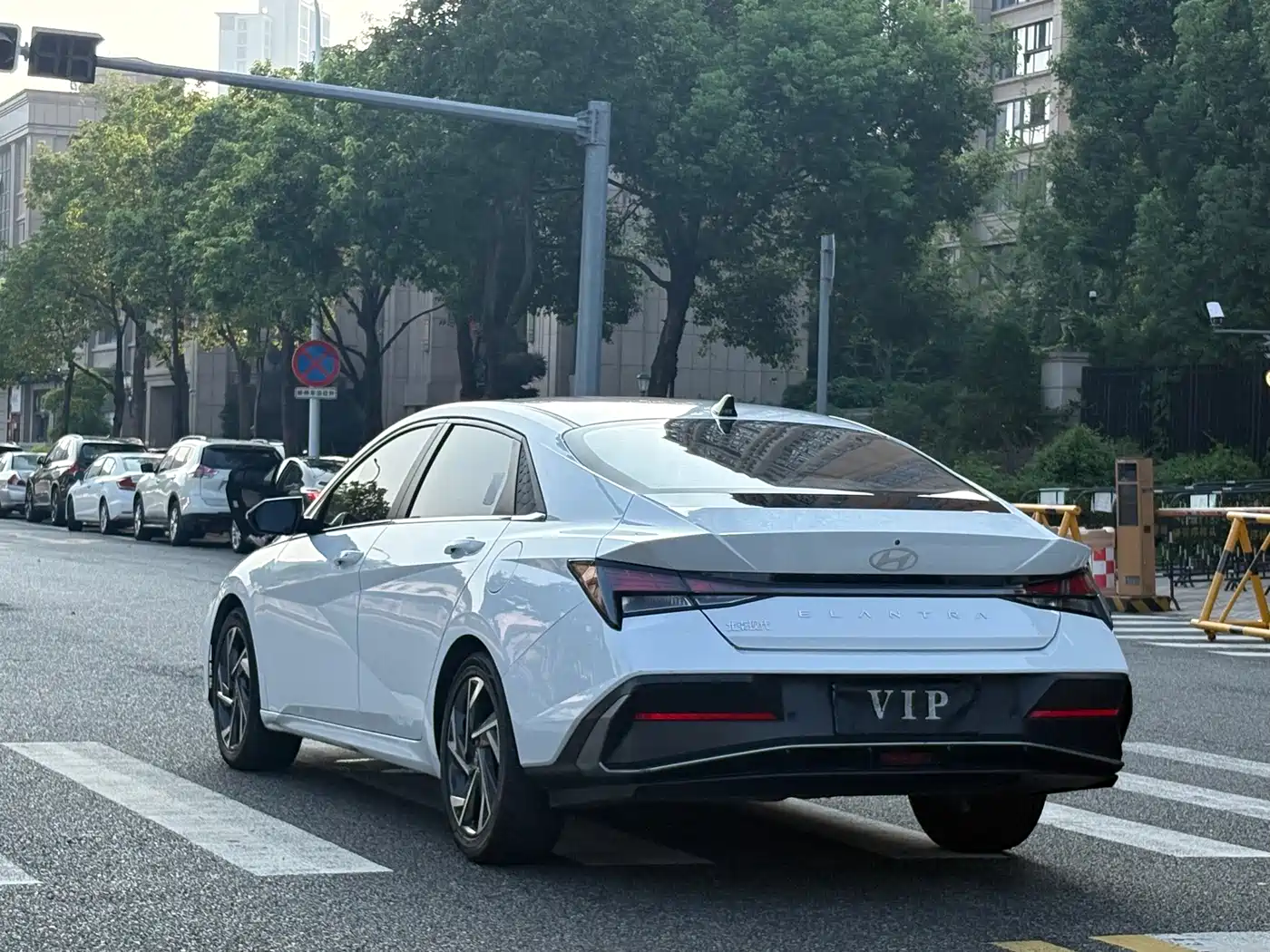 Hyundai Elantra, фото 10