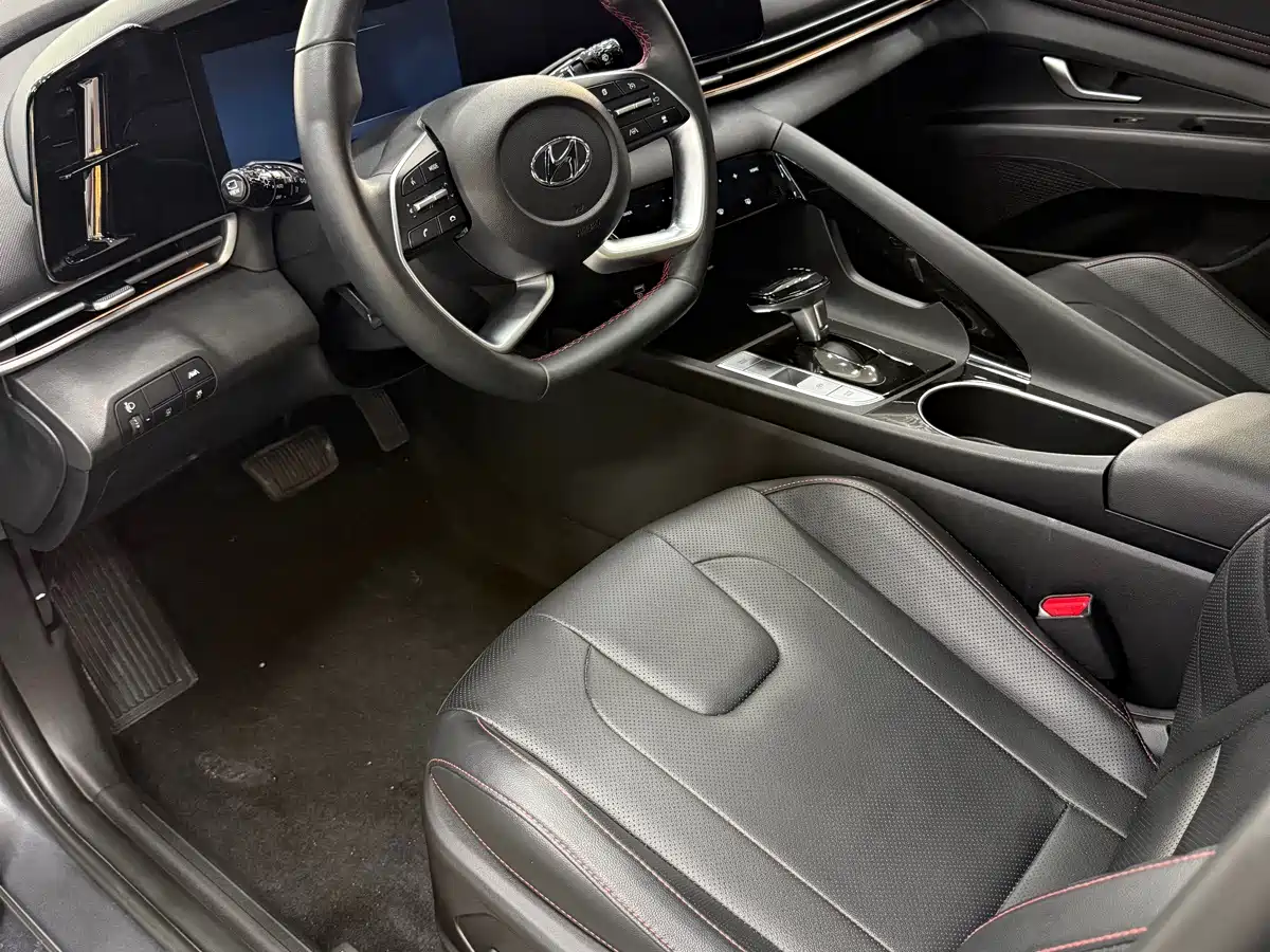 Hyundai Elantra, фото 5