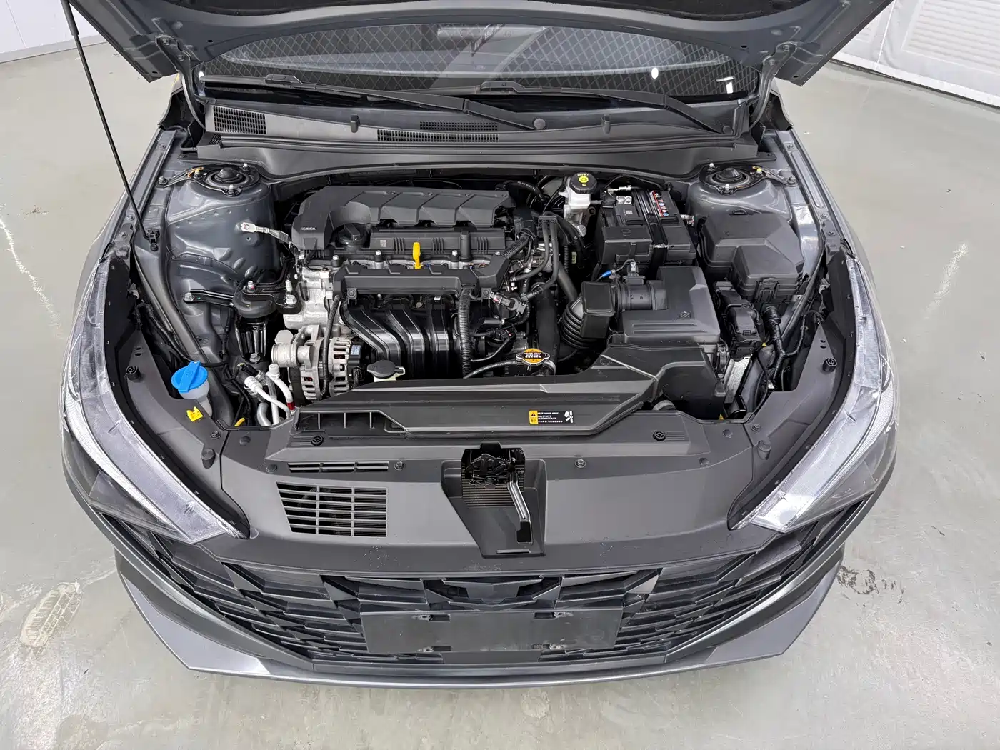 Hyundai Elantra, фото 14