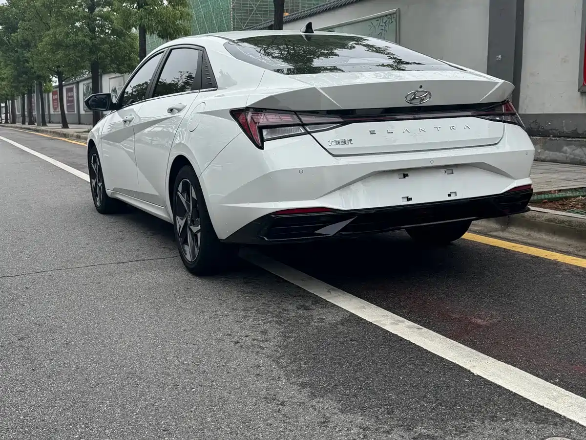 Hyundai Elantra, фото 4