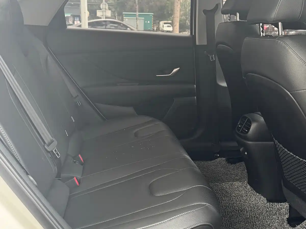 Hyundai Elantra, фото 7
