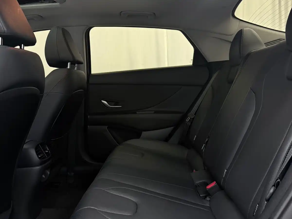 Hyundai Elantra, фото 3