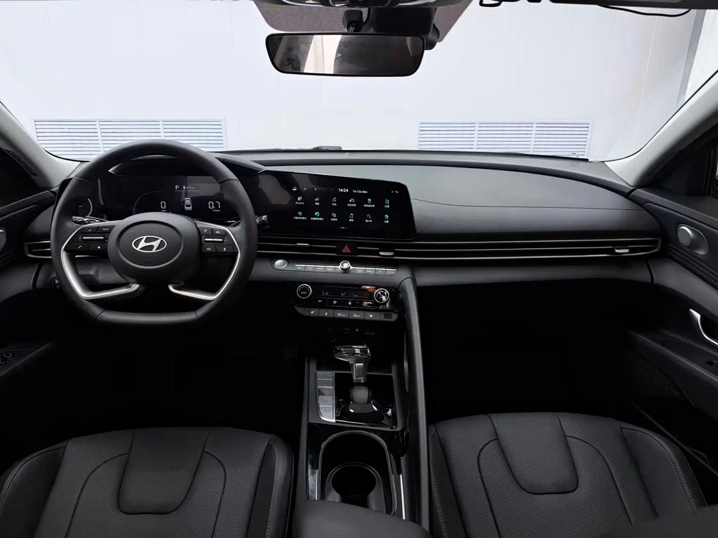 Hyundai Elantra, фото 4
