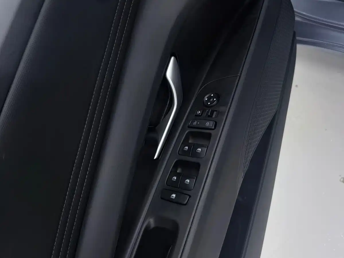 Hyundai Elantra, фото 6