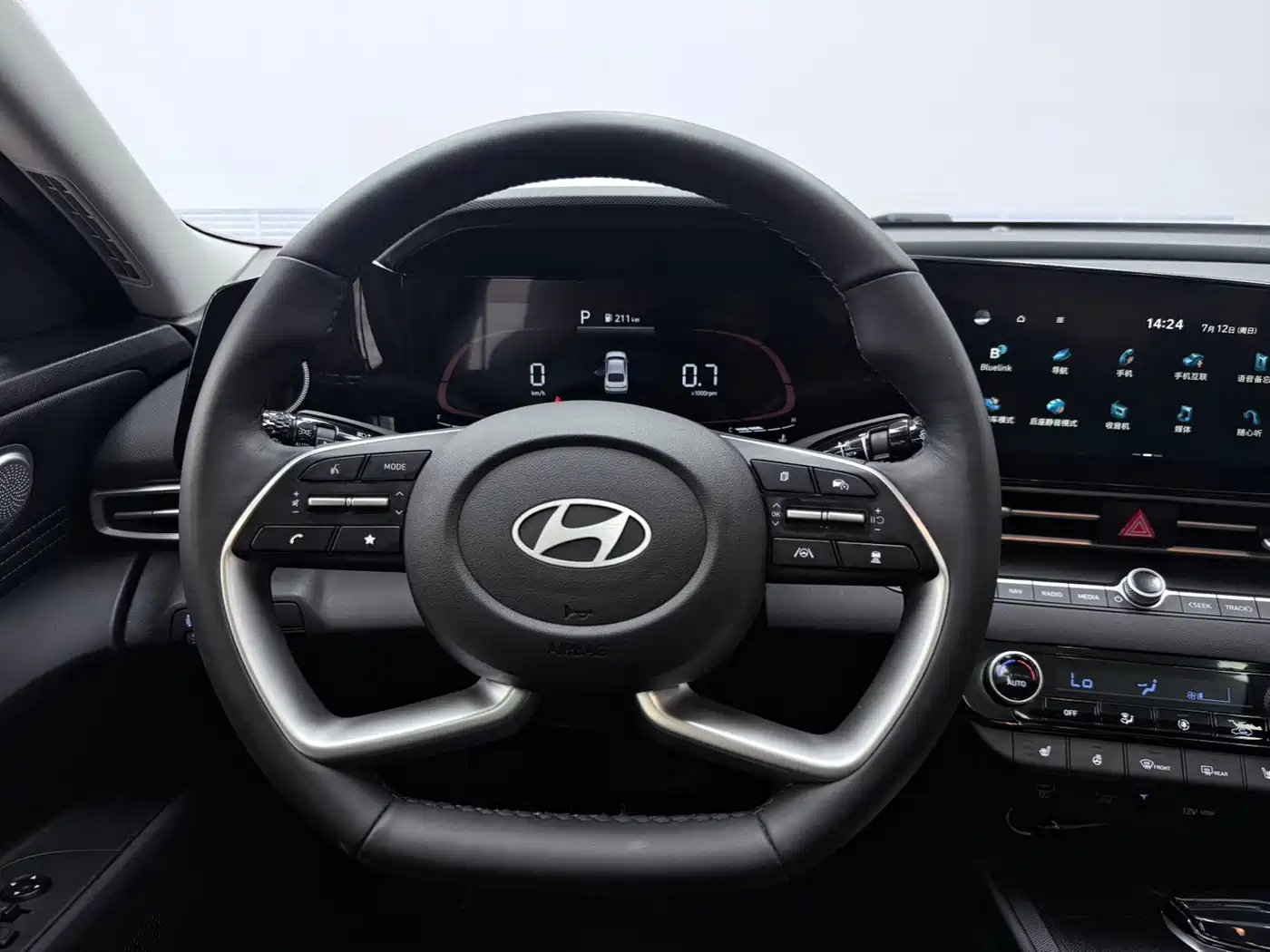 Hyundai Elantra, фото 16