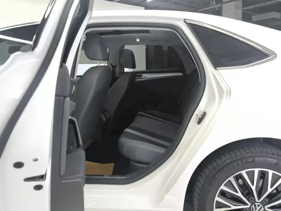 Volkswagen Sagitar, фото 3