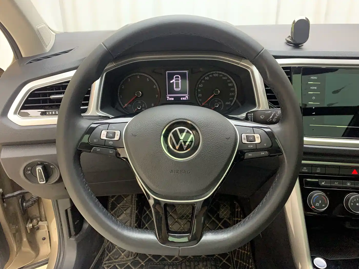 Volkswagen T-ROC, фото 7