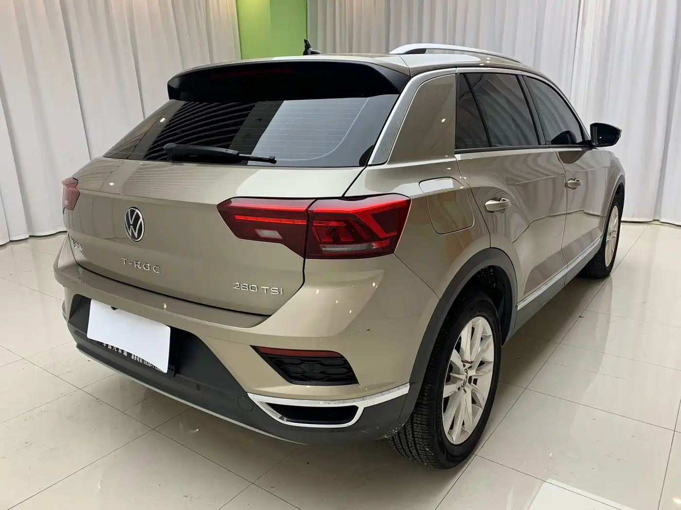 Volkswagen T-ROC, фото 12