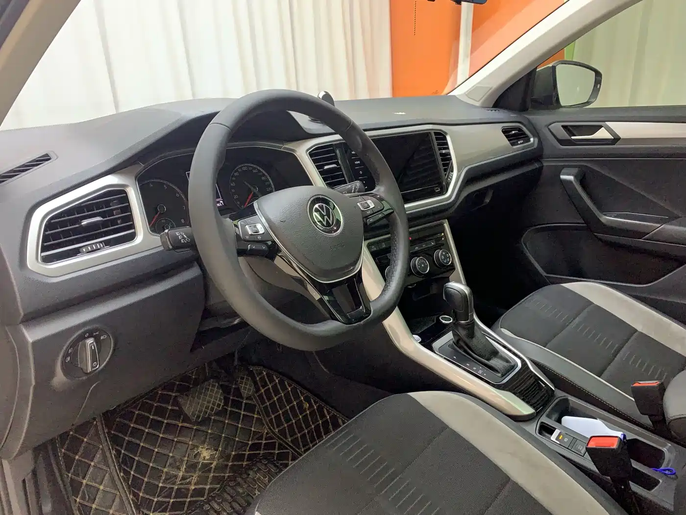 Volkswagen T-ROC, фото 16
