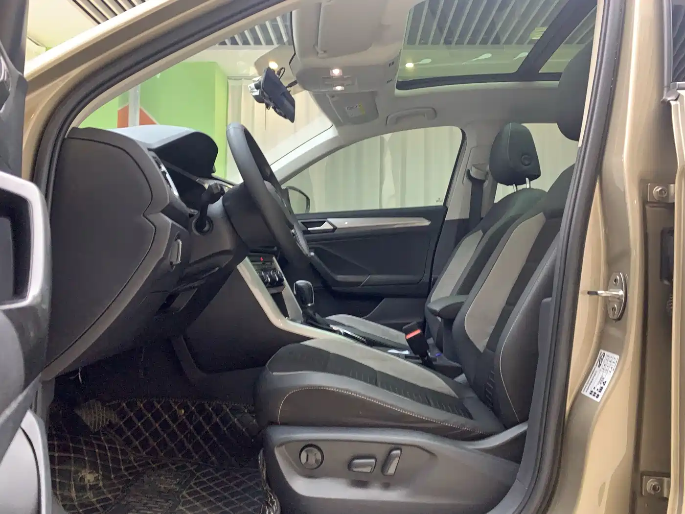 Volkswagen T-ROC, фото 17