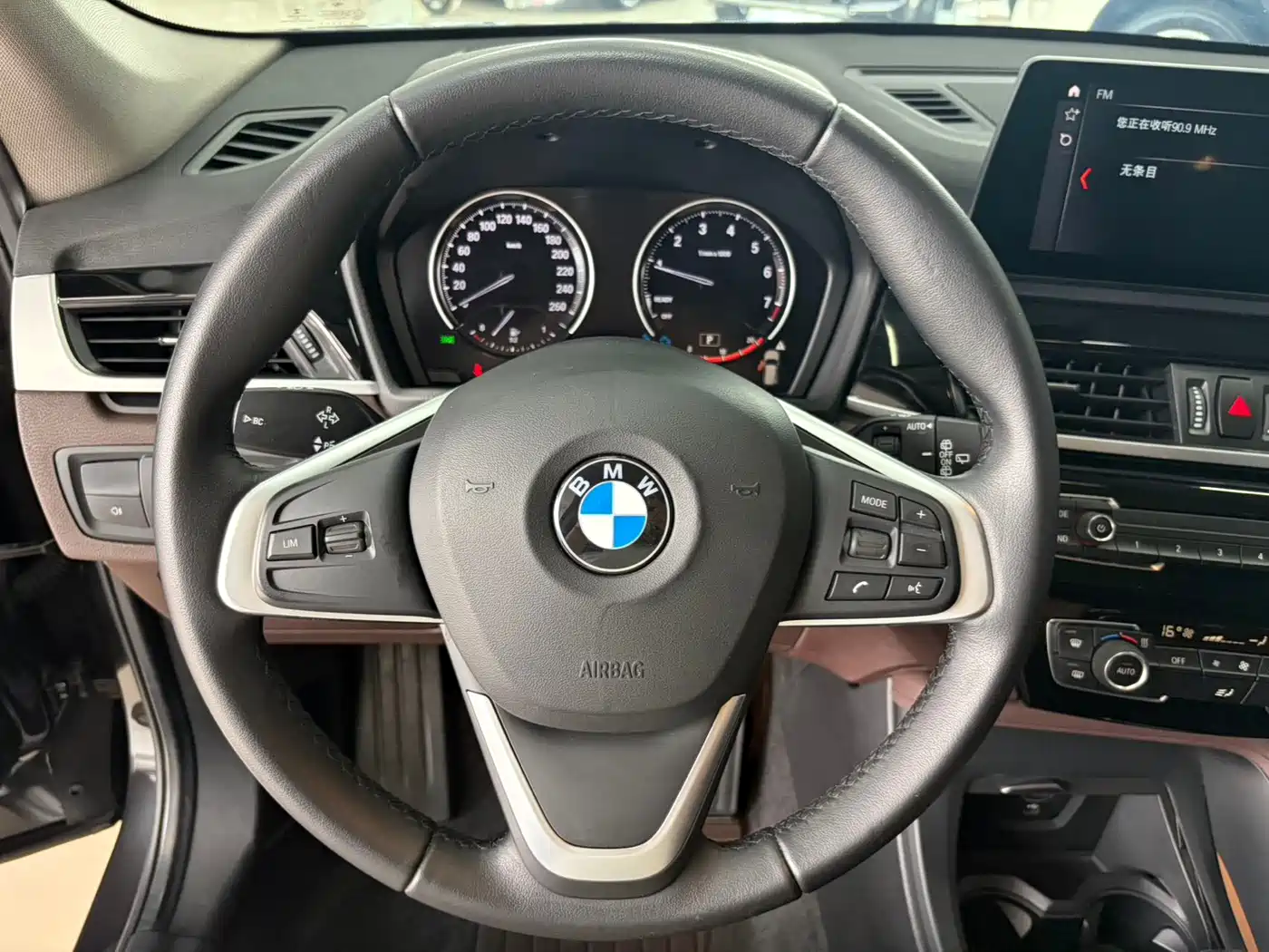 BMW X1, фото 8