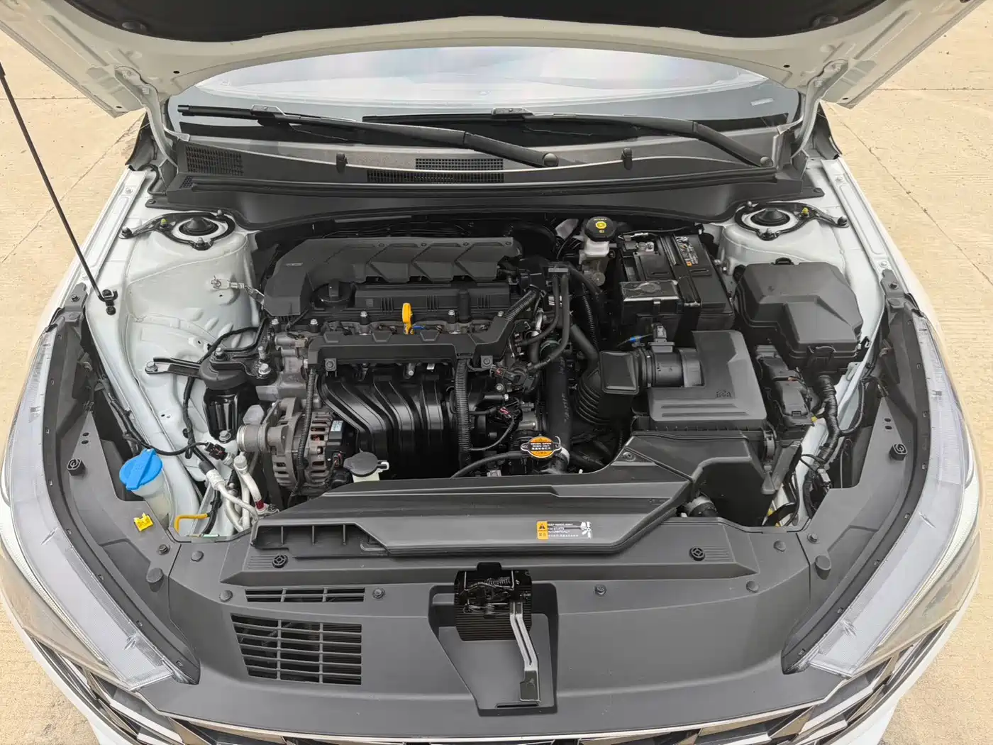 Hyundai Elantra, фото 14