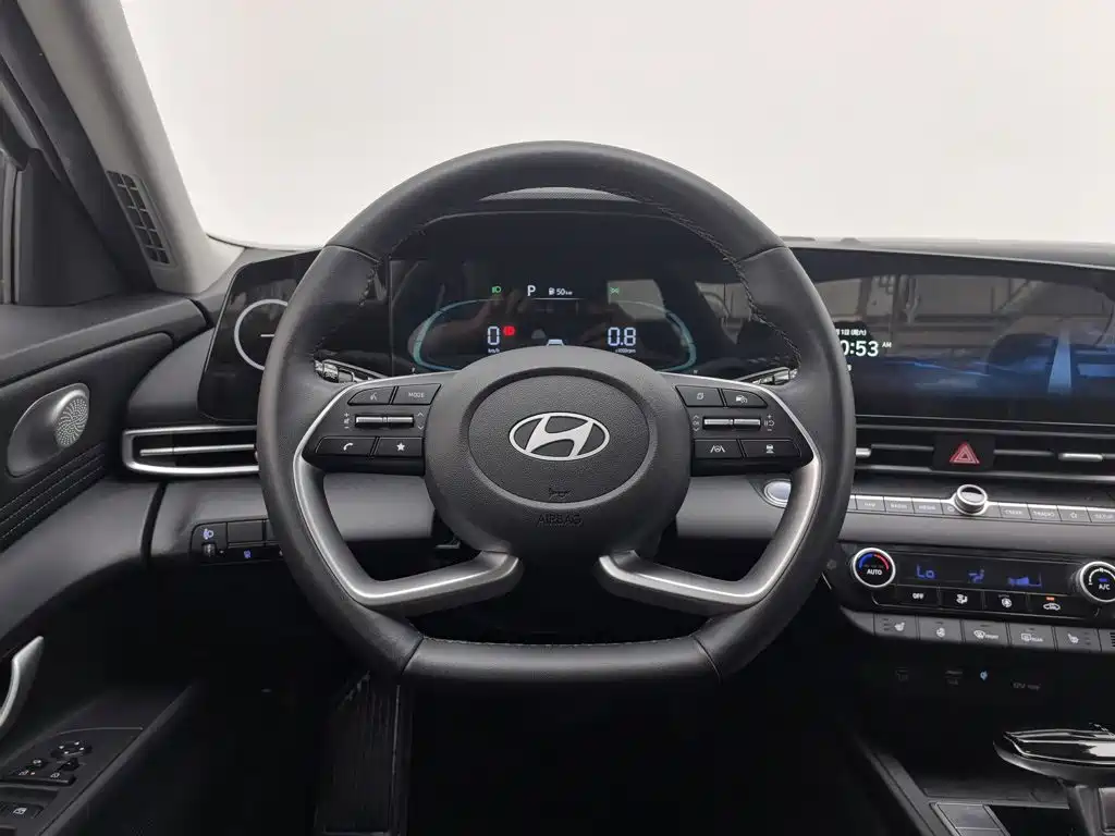 Hyundai Elantra, фото 3