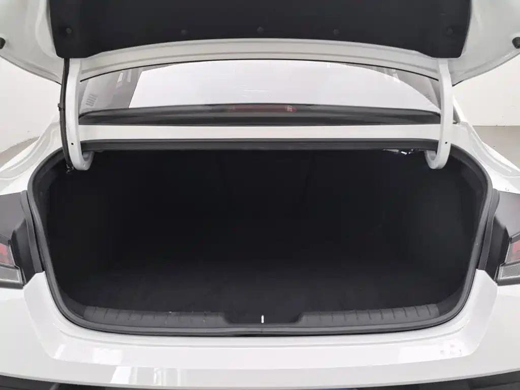 Hyundai Elantra, фото 8