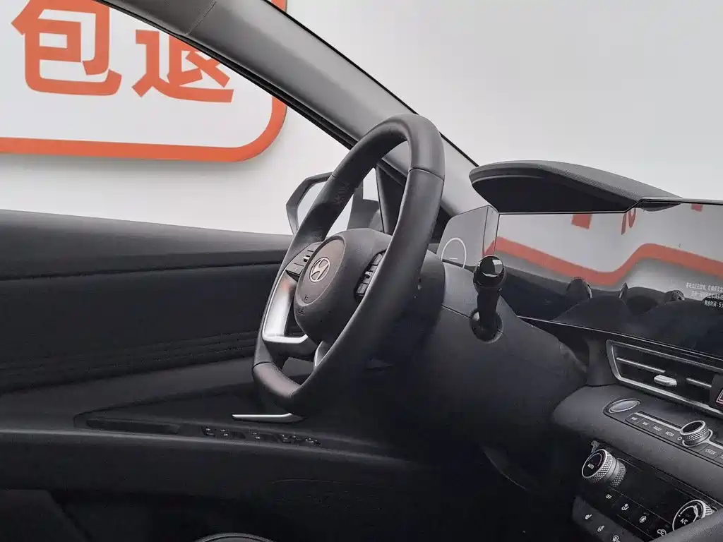 Hyundai Elantra, фото 15