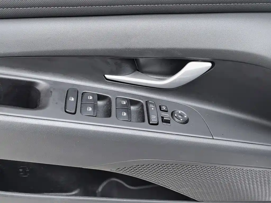 Hyundai Elantra, фото 23