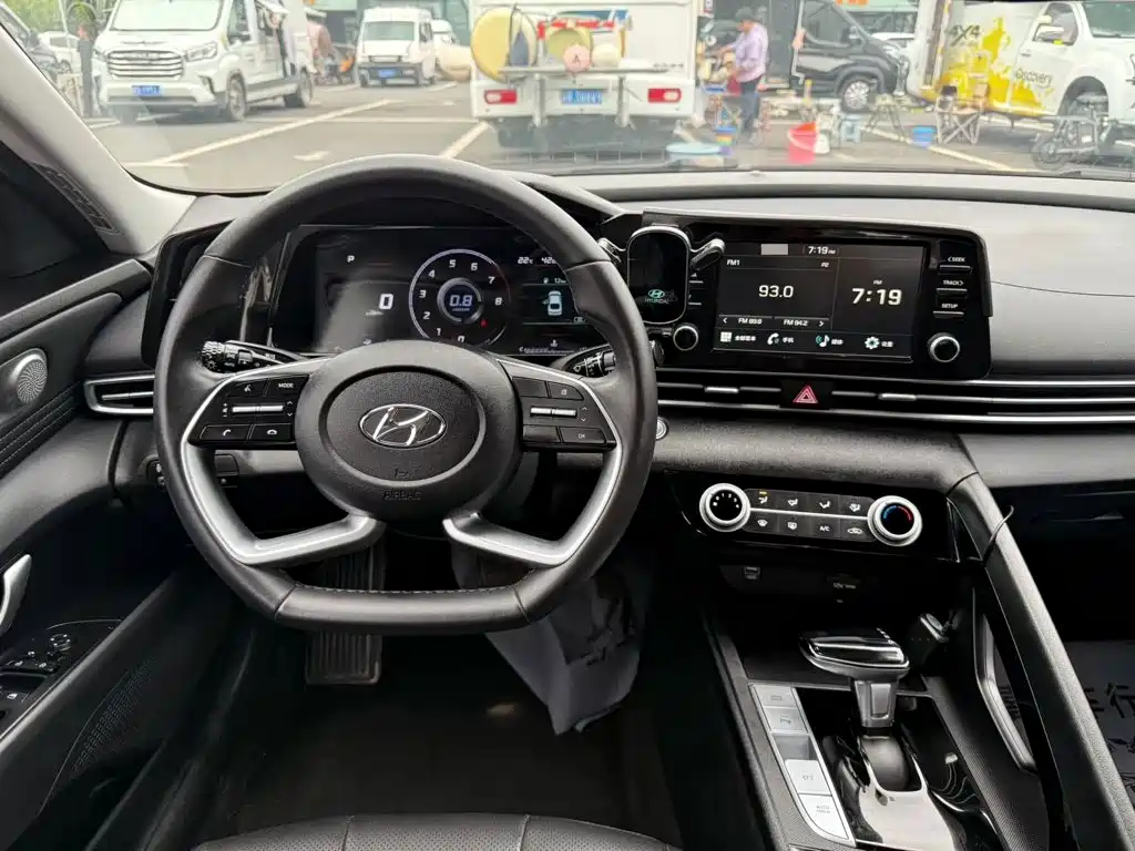 Hyundai Elantra, фото 6