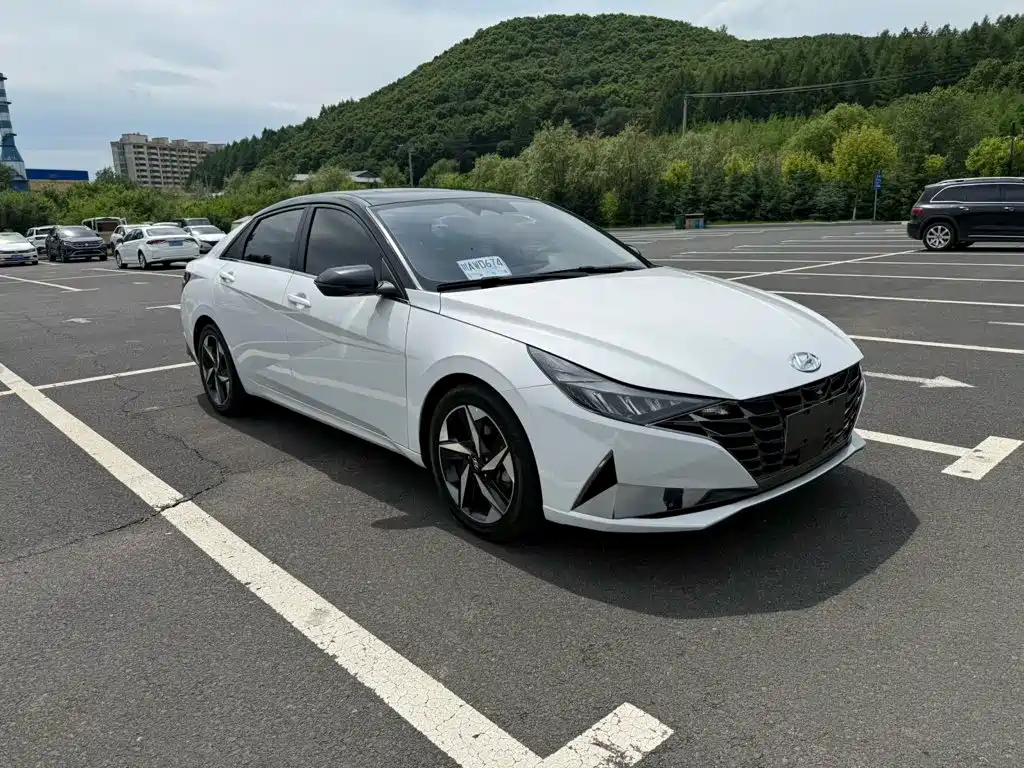 Hyundai Elantra, фото 13