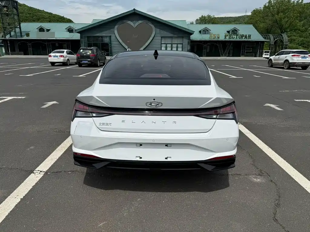 Hyundai Elantra, фото 15