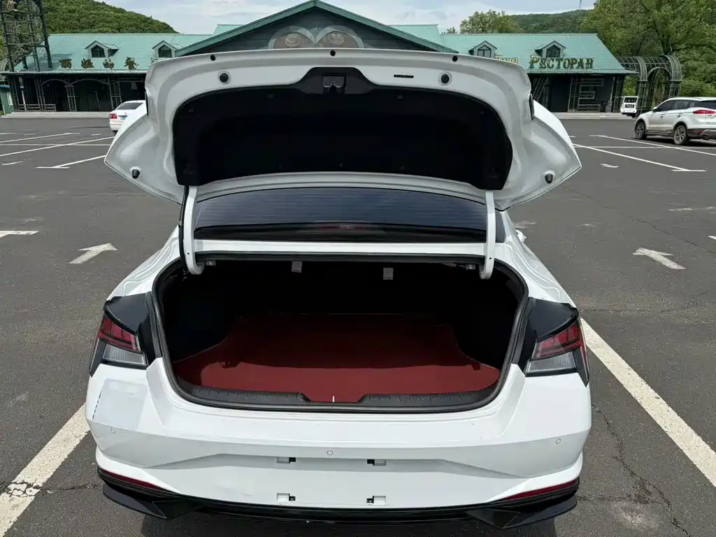 Hyundai Elantra, фото 19