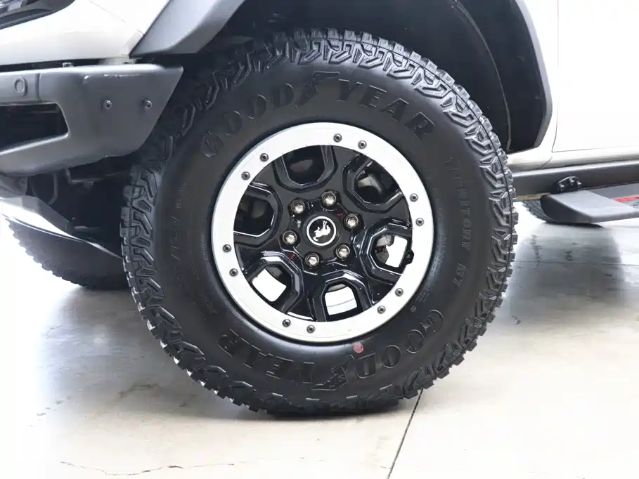Ford Bronco, фото 26