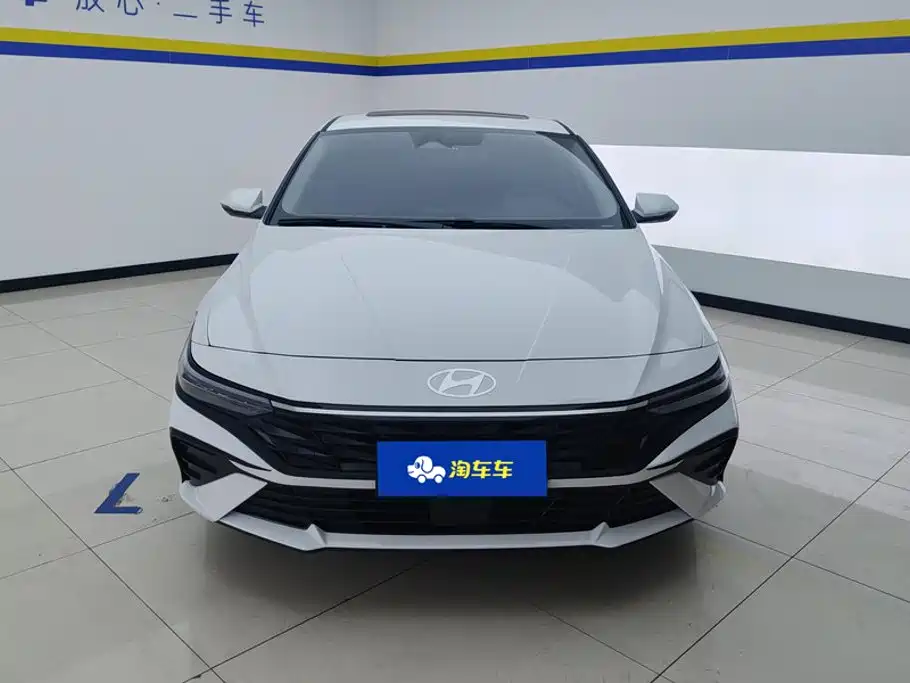 Hyundai Elantra, фото 2