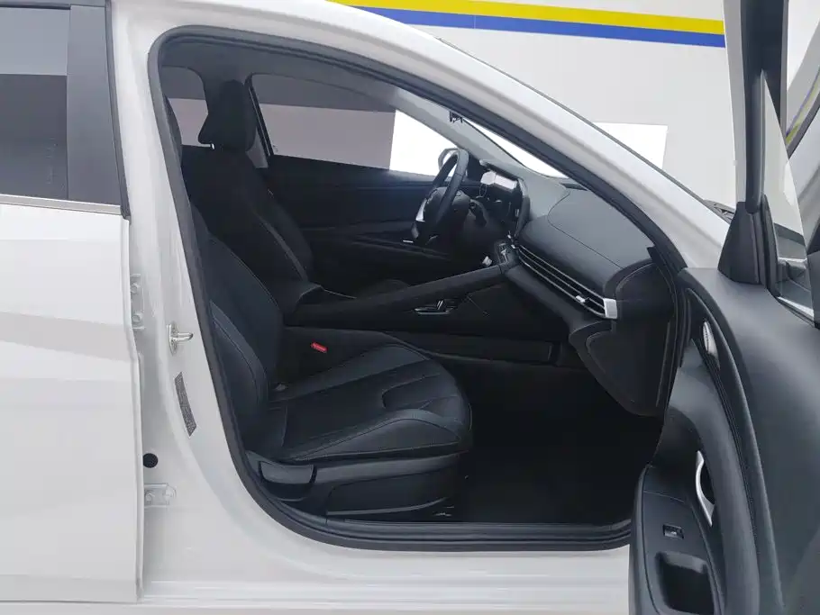 Hyundai Elantra, фото 14