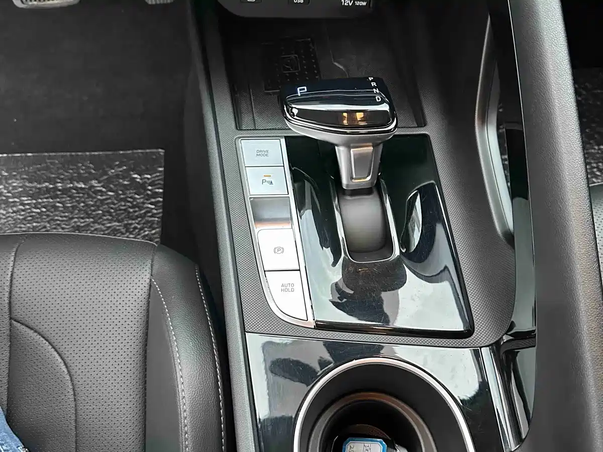 Hyundai Elantra, фото 10