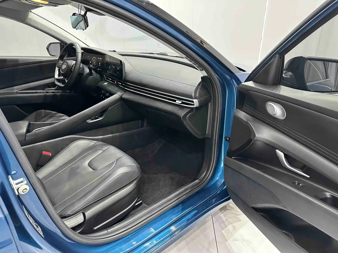 Hyundai Elantra, фото 11