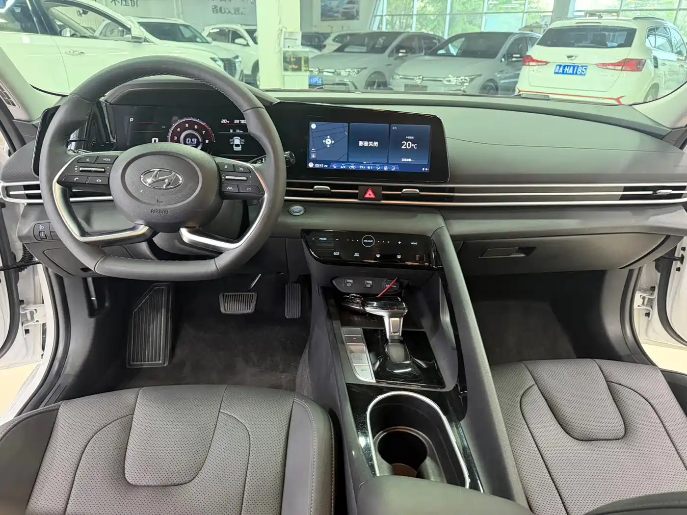 Hyundai Elantra, фото 9