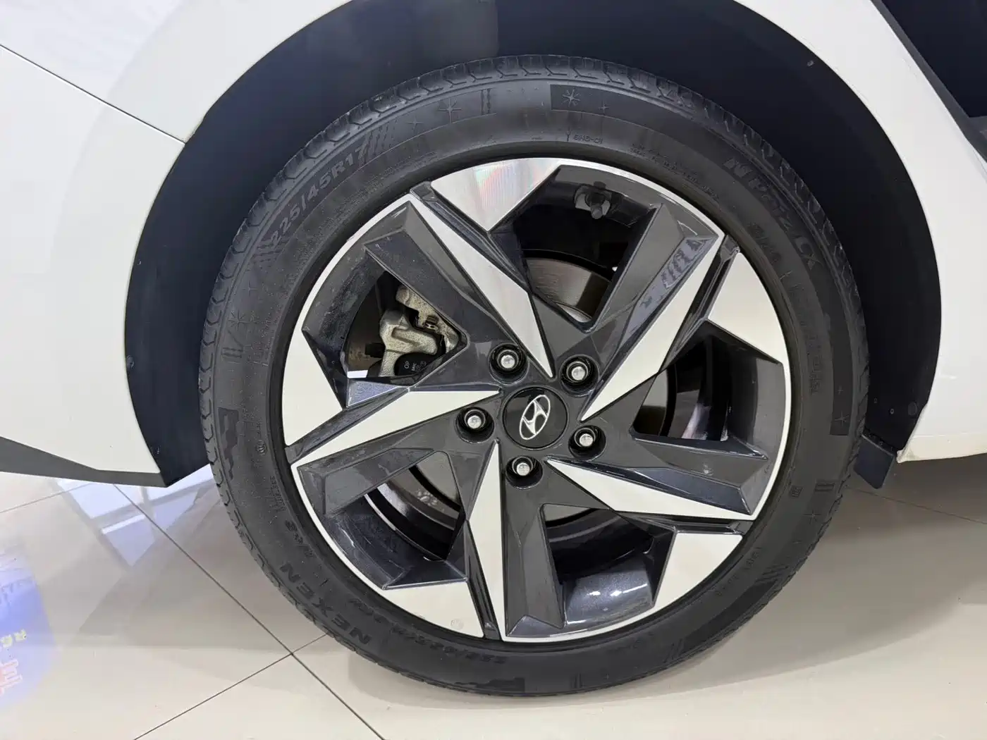 Hyundai Elantra, фото 12