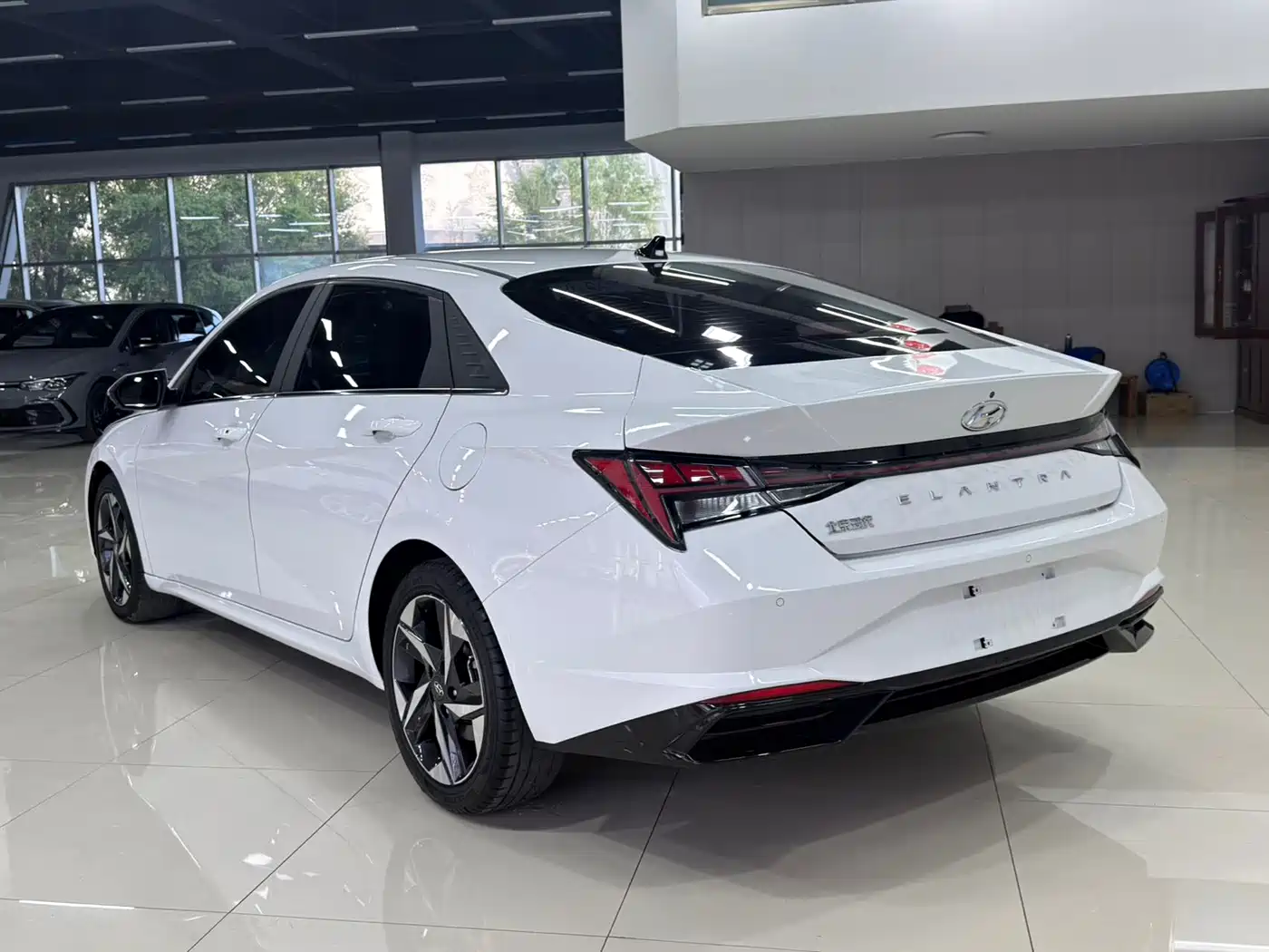 Hyundai Elantra, фото 17