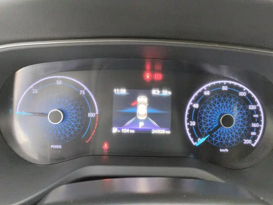 Hongqi E-QM5, фото 6