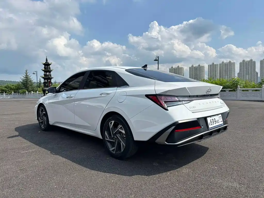 Hyundai Elantra, фото 8