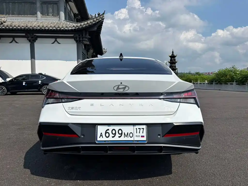 Hyundai Elantra, фото 9