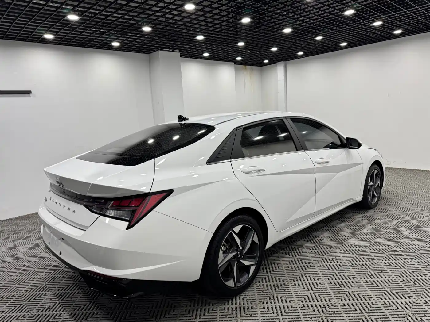 Hyundai Elantra, фото 7
