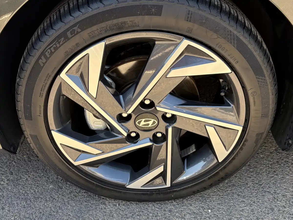 Hyundai Elantra, фото 8