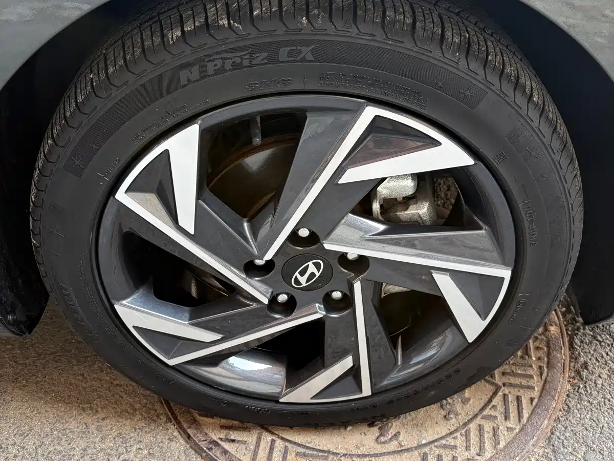 Hyundai Elantra, фото 11
