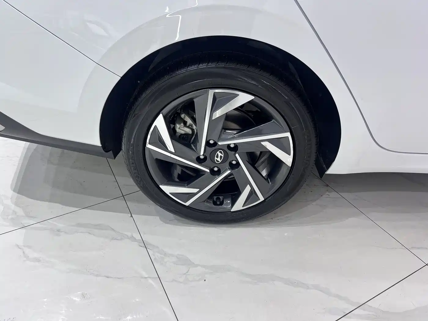 Hyundai Elantra, фото 11