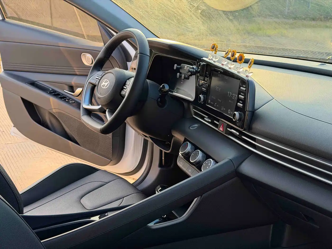 Hyundai Elantra, фото 4