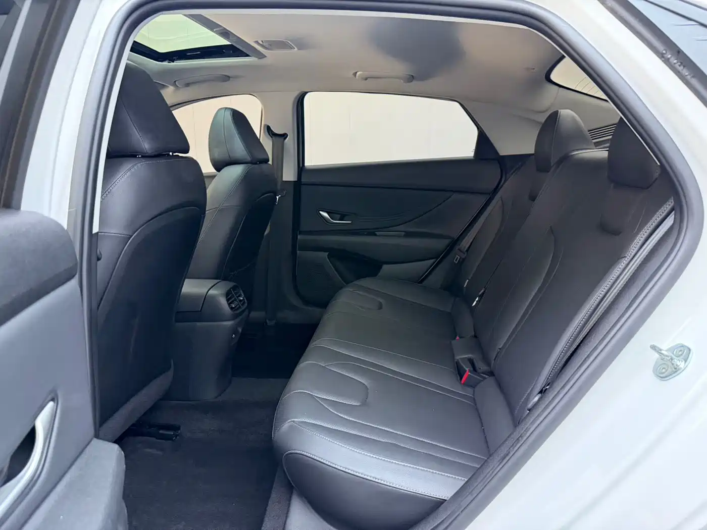 Hyundai Elantra, фото 12